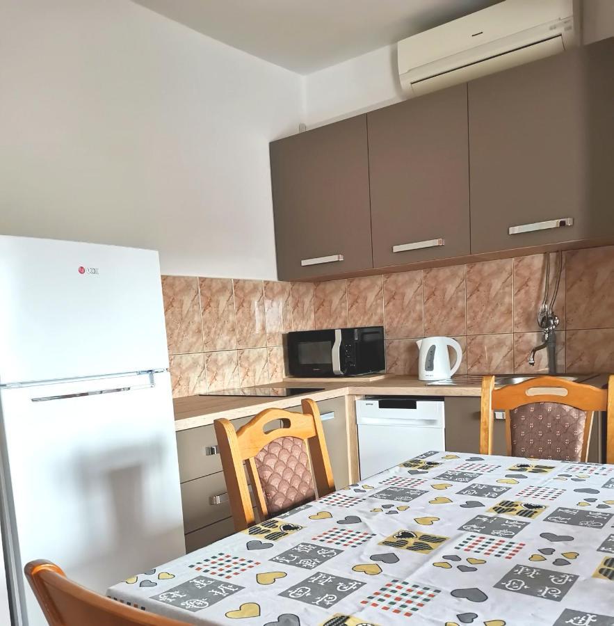 Apartment Marcelo Помер Екстериор снимка